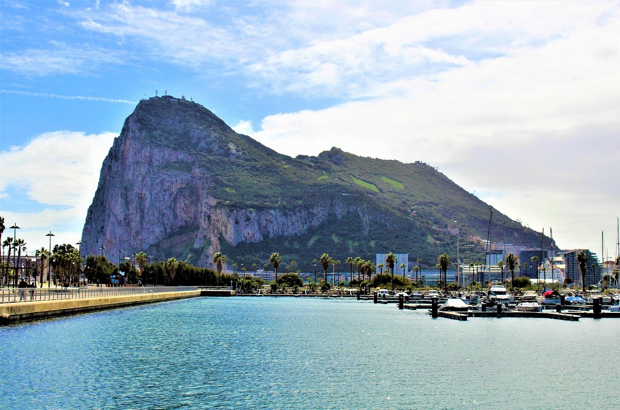 Tours y excursiones a Granada desde otras ciudades con transporte ida y vuelta en el mismo día
